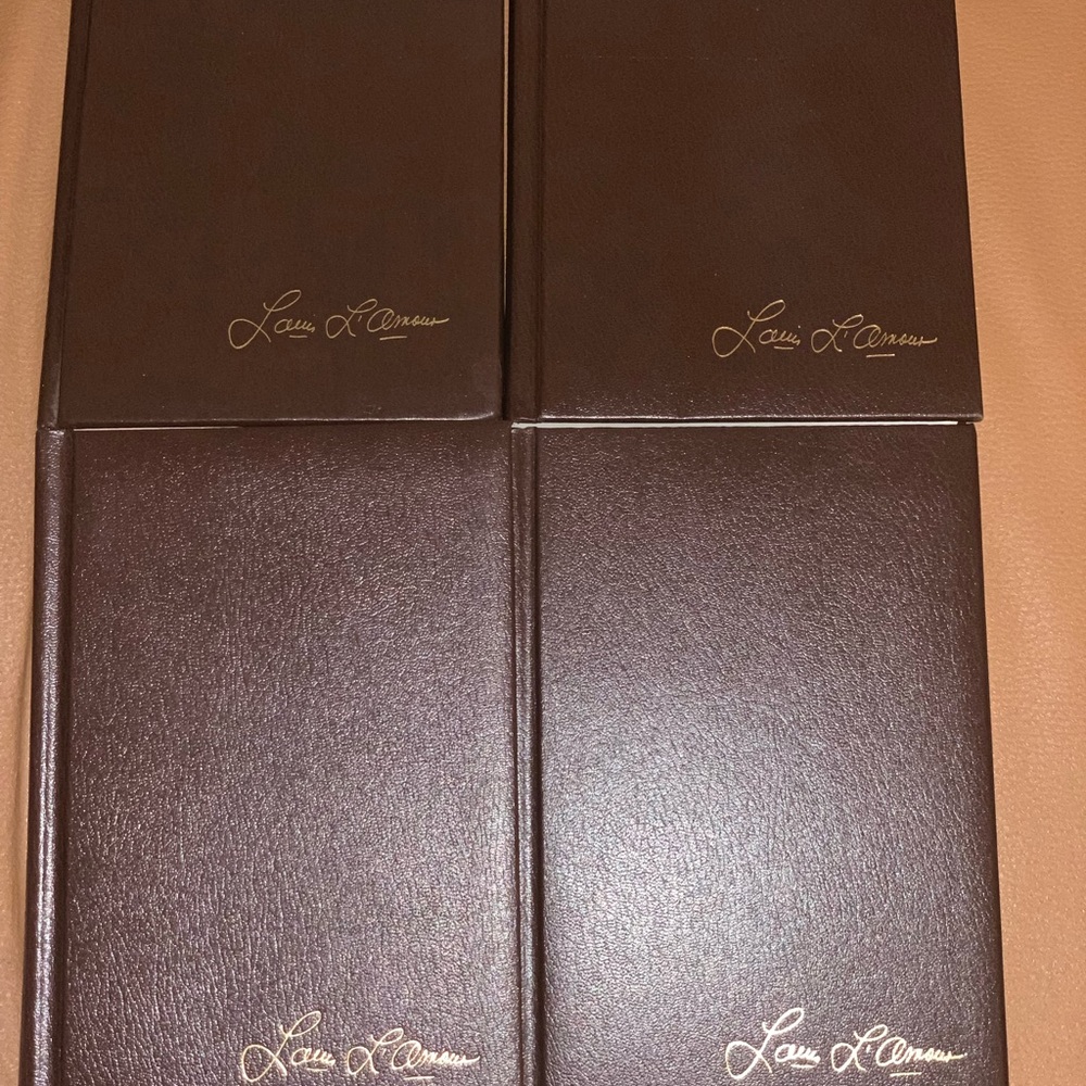 Bantam Books Leather bound Collection - Picture 3 of 5